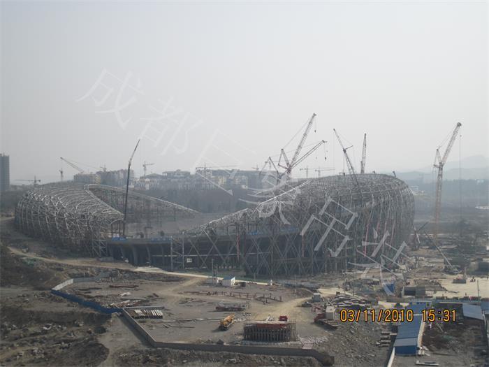 貴陽奧體中心2.jpg 貴陽奧體中心2.jpg